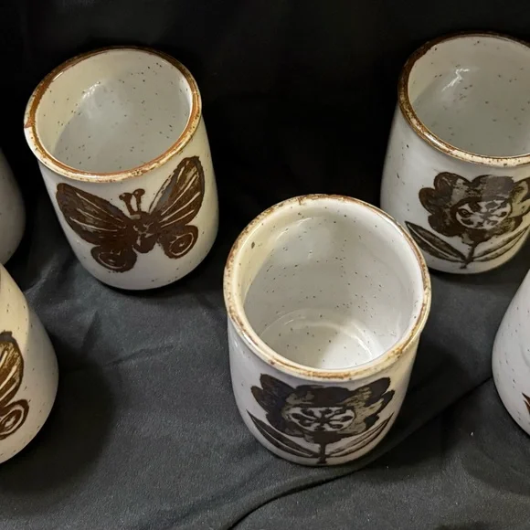 Handcrafted Ceramic Mugs with Butterfly and Floral Design - Picture 1 of 7